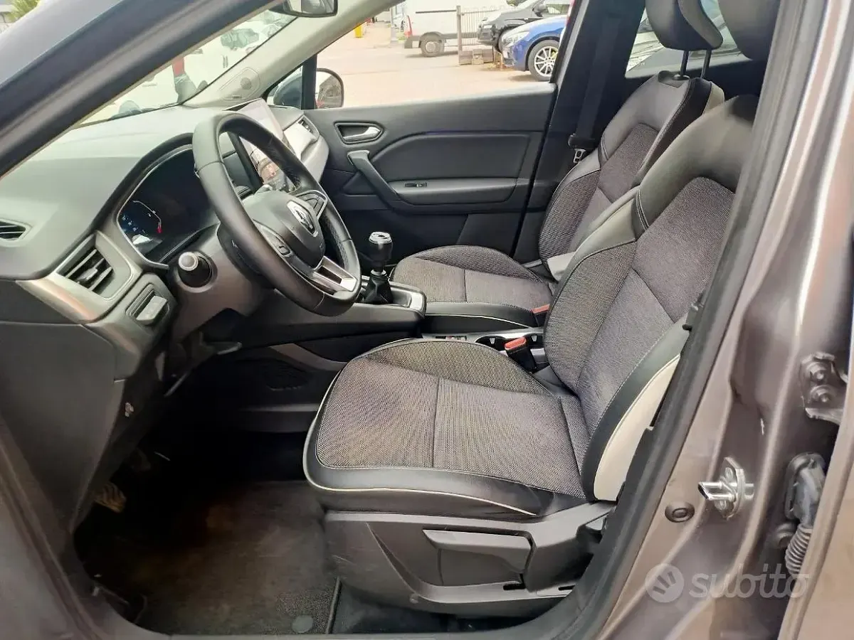 Usata Renault Captur 2021 Grigio SUV