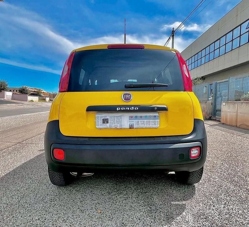 Usata Fiat Panda Pop 80 CV (58 kW) 2017 Giallo Furgone