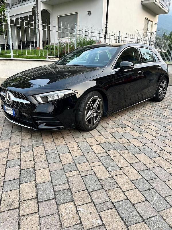Nero Usata 2020 Mercedes A200 Tre volumi | 20.500 € (Cara) - Immagine 1/4