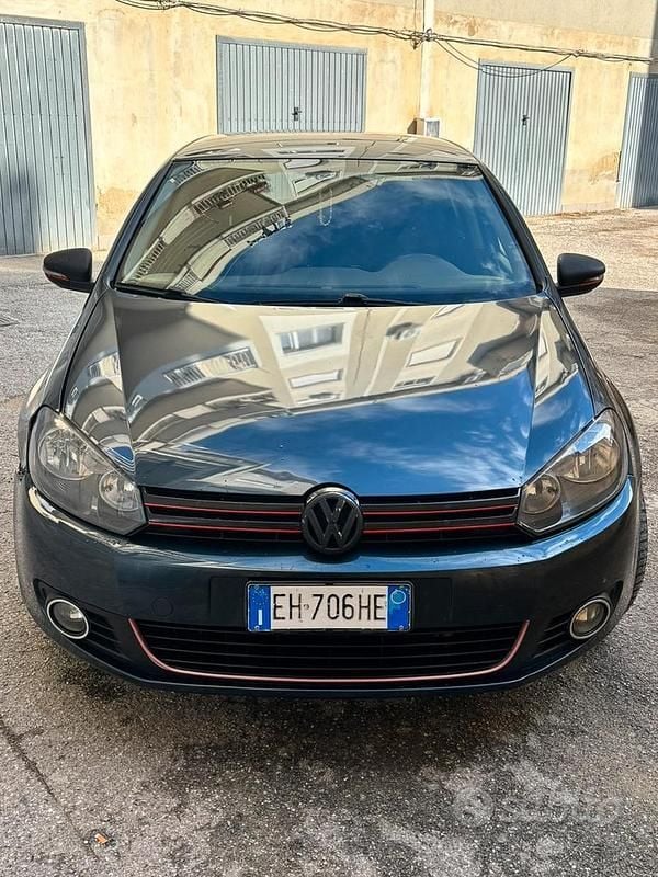 Usata VW Golf VI 140 CV (102 kW) 2011 Blu Utilitaria