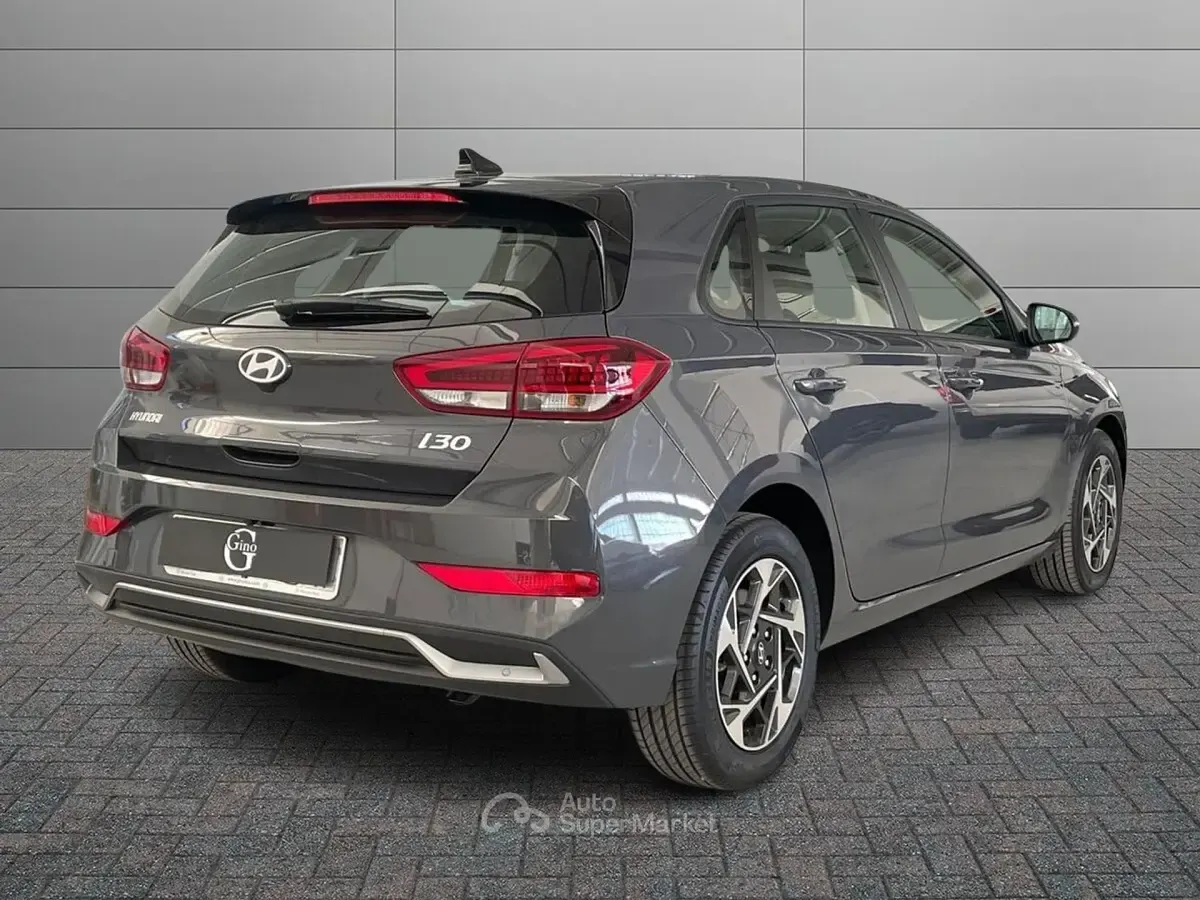 Nuova Hyundai i30 275 CV (202 kW) 2026 Gray Berlina