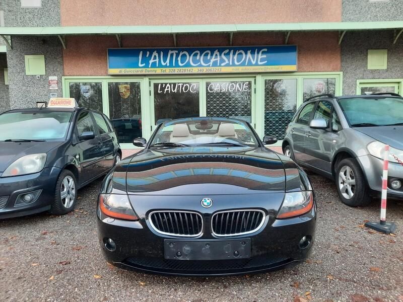 Usata BMW Z4 Efficient Dynamics 231 CV (169 kW) 2004 Nero Cabrio