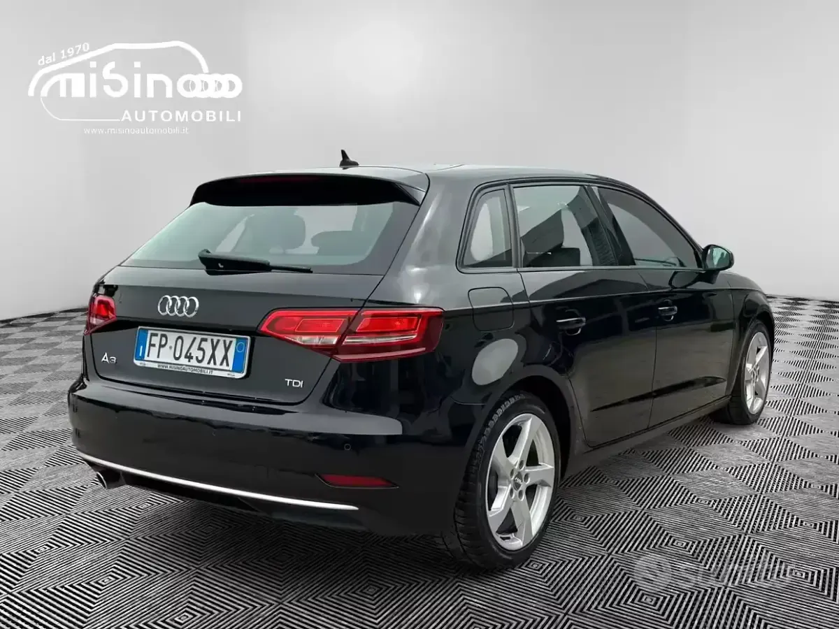 Usata Audi A3 Design 116 CV (85 kW) 2018 Nero Berlina