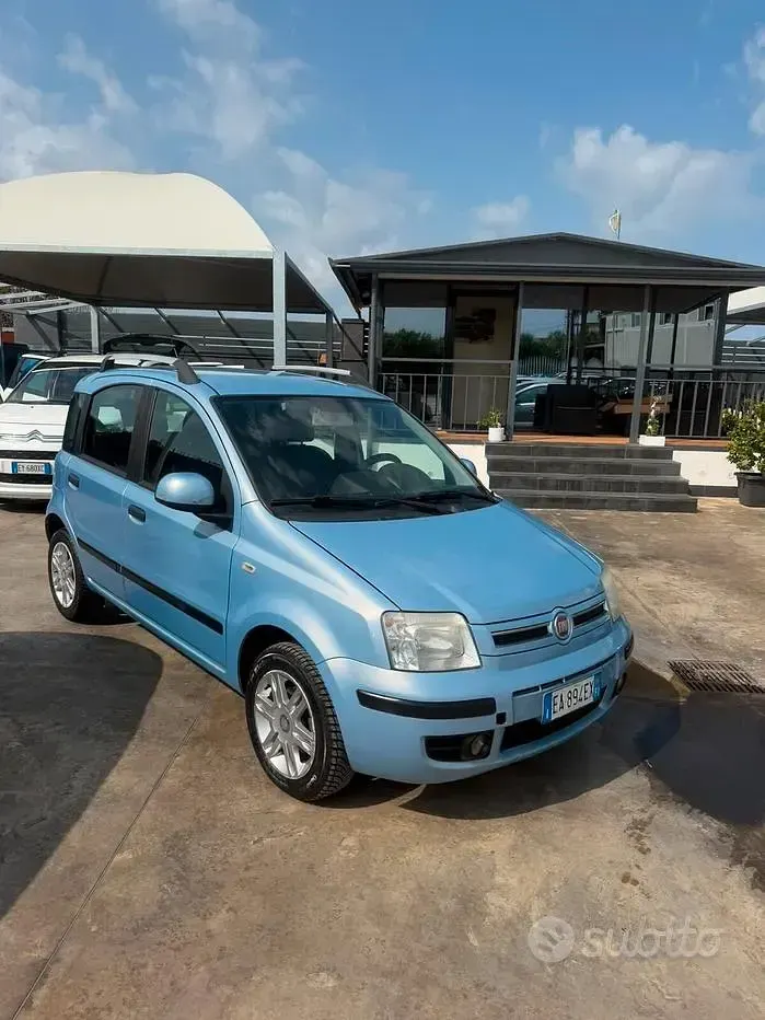 Usata Fiat Panda Emotion 75 CV (55 kW) 2010 Utilitaria