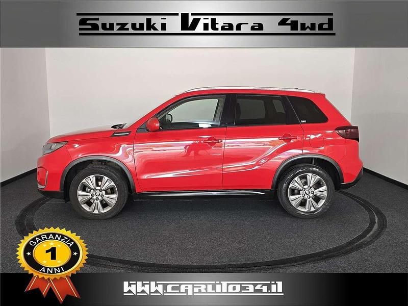 Usata Suzuki Vitara Cool 129 CV (94 kW) 2023 Rosso SUV