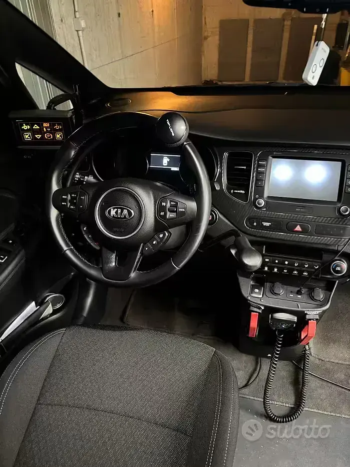 Usata Kia Carens 141 CV (103 kW) 2019 Nero Monovolume