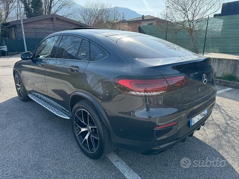 Usata Mercedes GLC220 Premium Plus 194 CV (142 kW) 2022 Grigio SUV