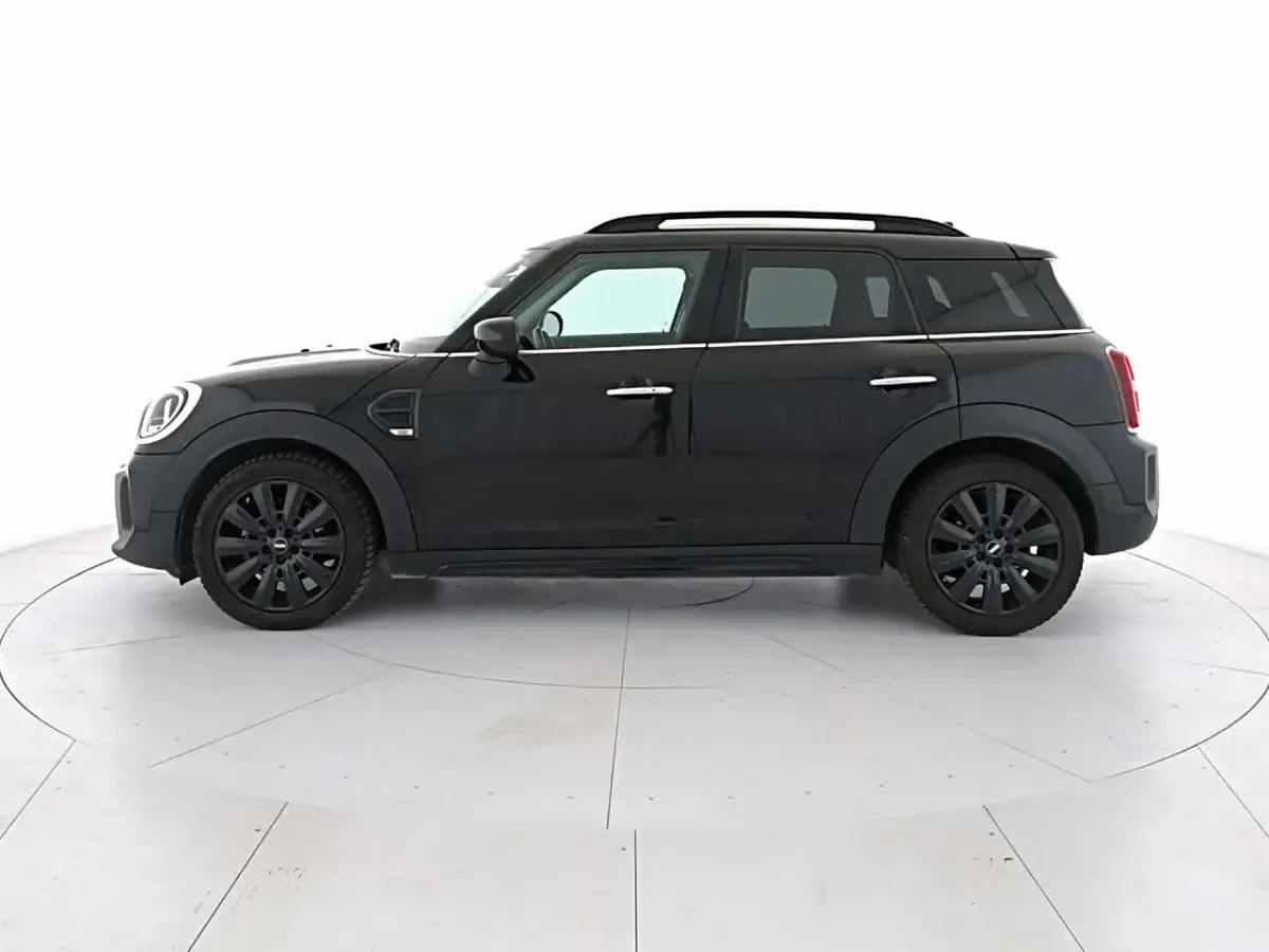 Usata Mini Cooper D Countryman Classic 150 CV (110 kW) 2021 Midnight black SUV