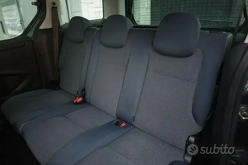 Usata Citroën e-Berlingo Feel 99 CV (72 kW) 2018 Grigio scuro Monovolume