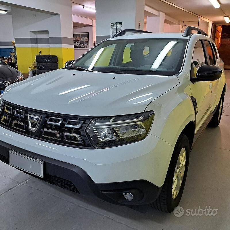 Usata Dacia Duster Comfort 91 CV (66 kW) 2022 Bianco SUV