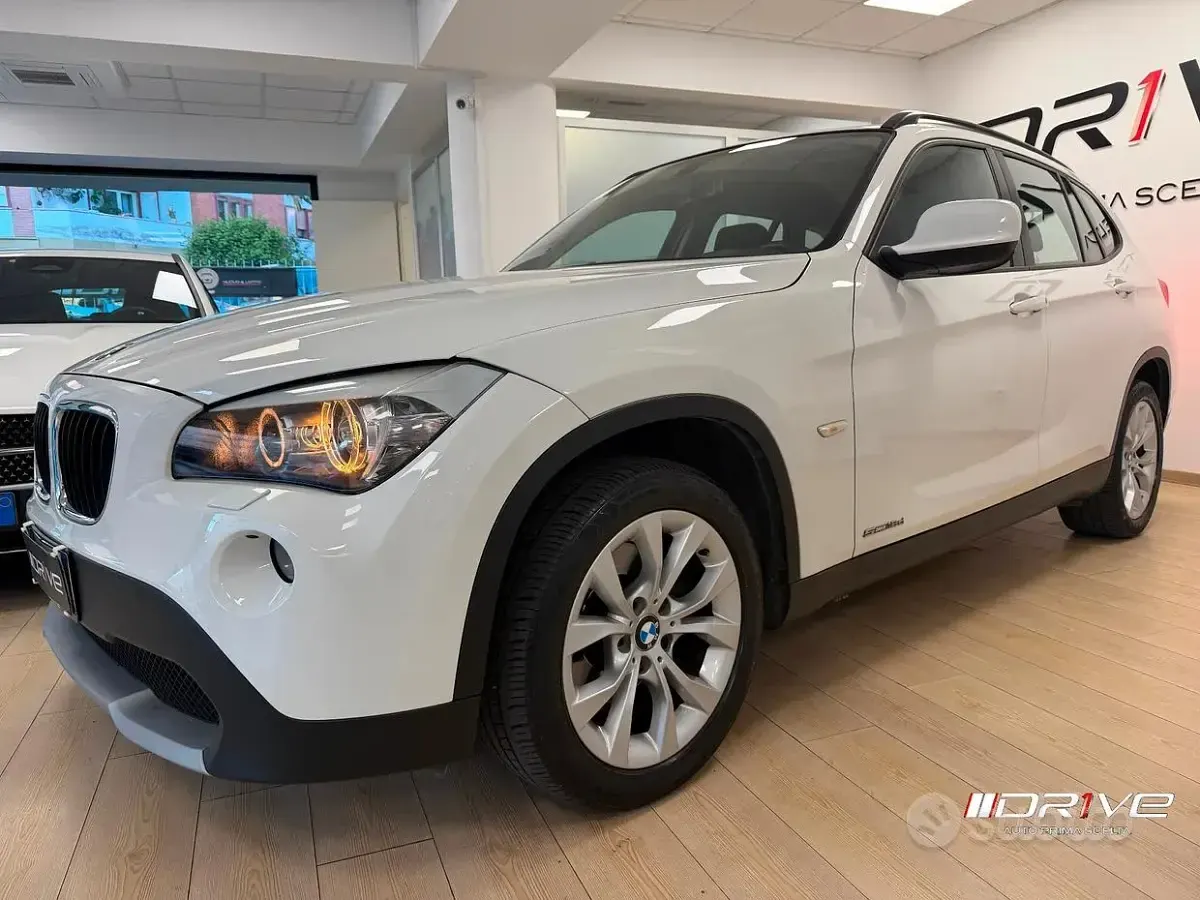 Usata BMW X1 143 CV (105 kW) 2011 Bianco SUV