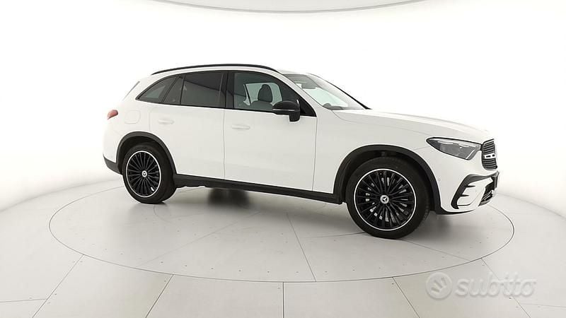 Usata Mercedes GLC220 AMG 197 CV (144 kW) 2023 Bianco SUV