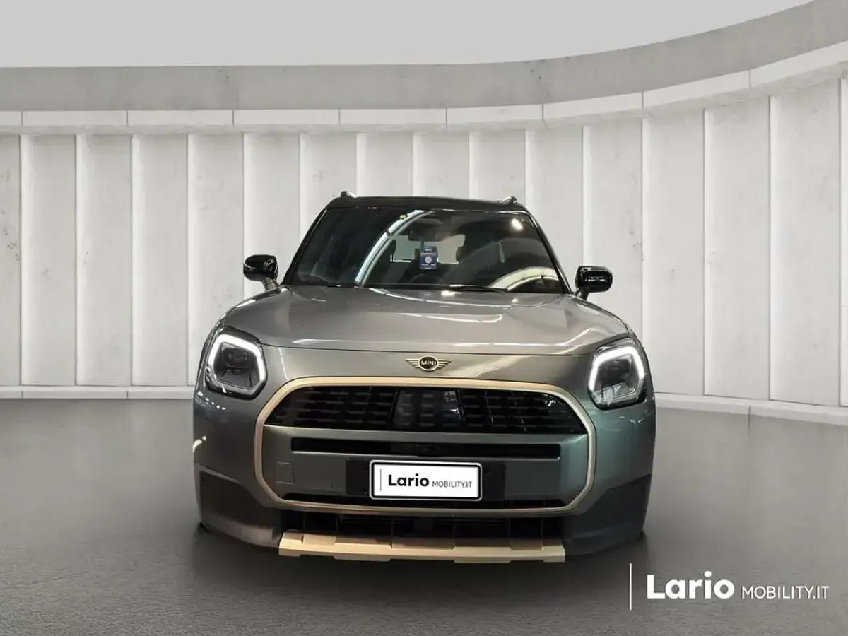 Usata Mini Cooper Countryman Favoured 170 CV (125 kW) 2024 Smokey green SUV