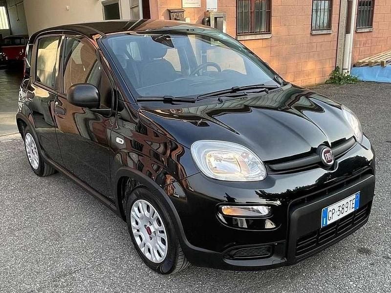 Usata Fiat Panda 69 CV (50 kW) 2023 Nero Utilitaria