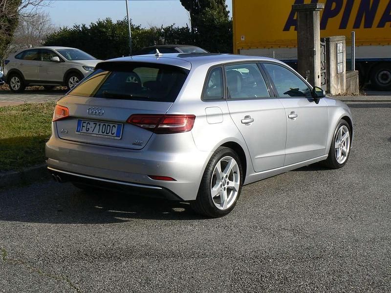 Usata Audi A3 Ambiente 184 CV (135 kW) 2016 Argento Berlina