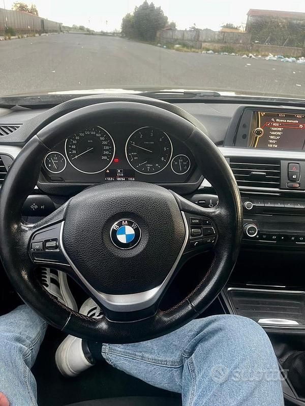 Usata BMW 318 Sport Line 2013 Berlina