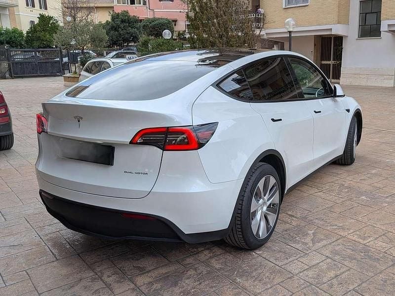 Usata Tesla Model Y Long Range AWD 378 kW (514 CV) 2023 Bianco SUV