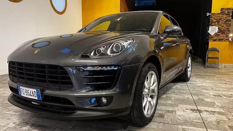 Usata Porsche Macan 250 CV (183 kW) 2015 Grigio SUV