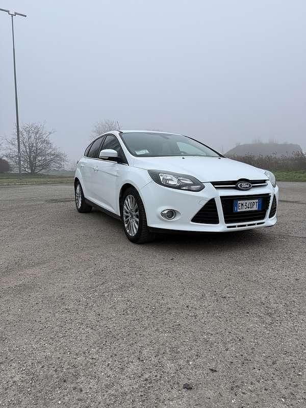 Usata Ford Focus 125 CV (91 kW) 2012 Berlina
