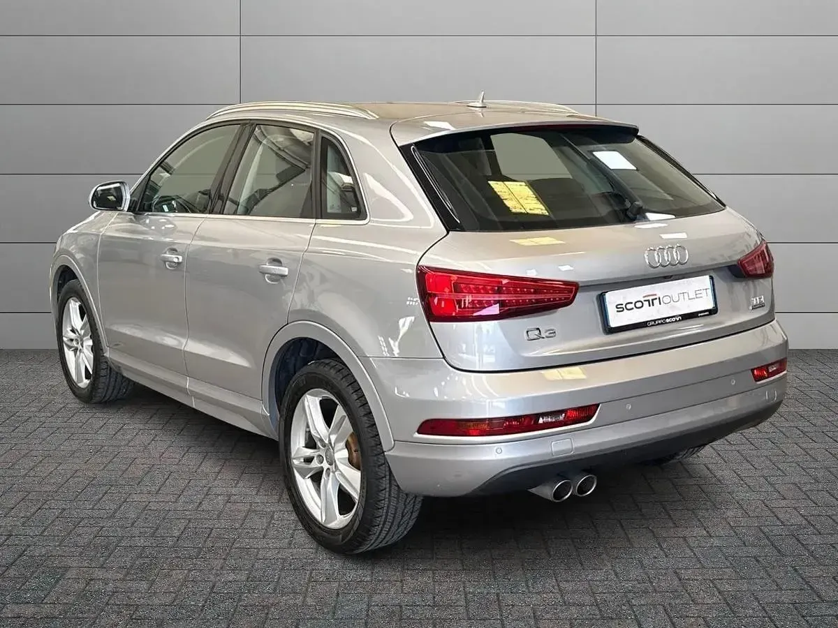 Usata Audi Q3 Sport 150 CV (110 kW) 2015 Grigio SUV