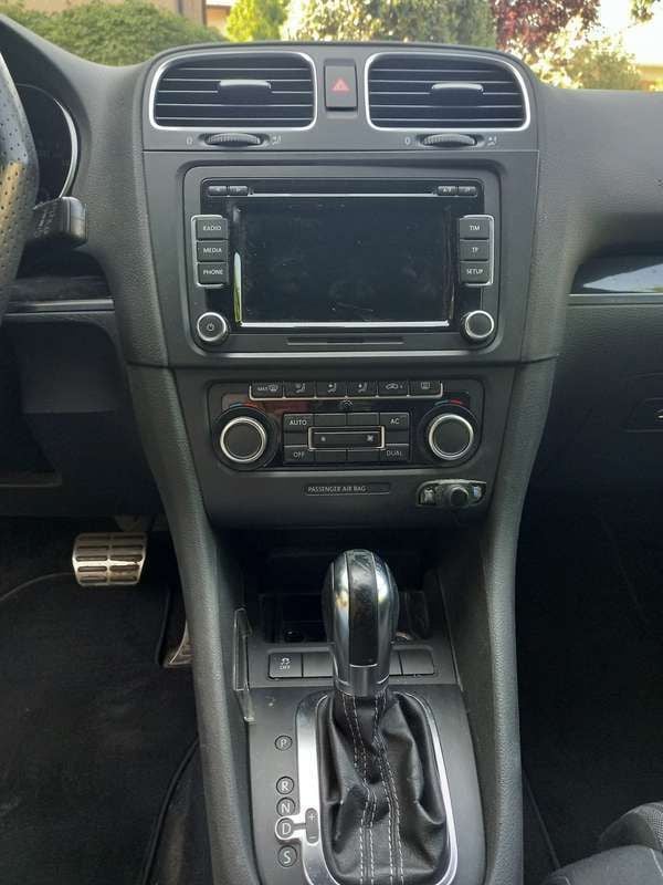 Nero Usata 2012 VW Golf VI GTD Tre volumi | 8700 € (Buon prezzo) - Immagine 1/4