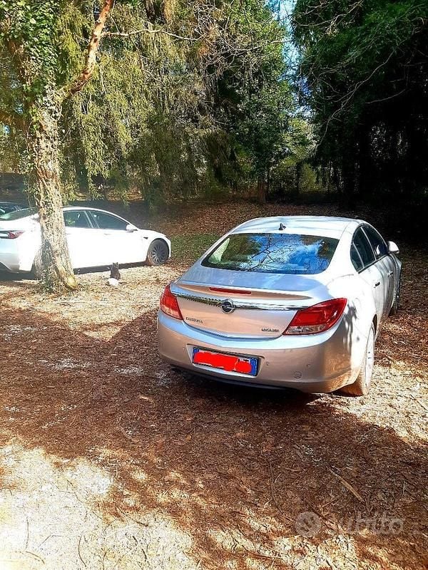 Occasion Opel Insignia 160 ch (117 kW) 2012 Gris Berline