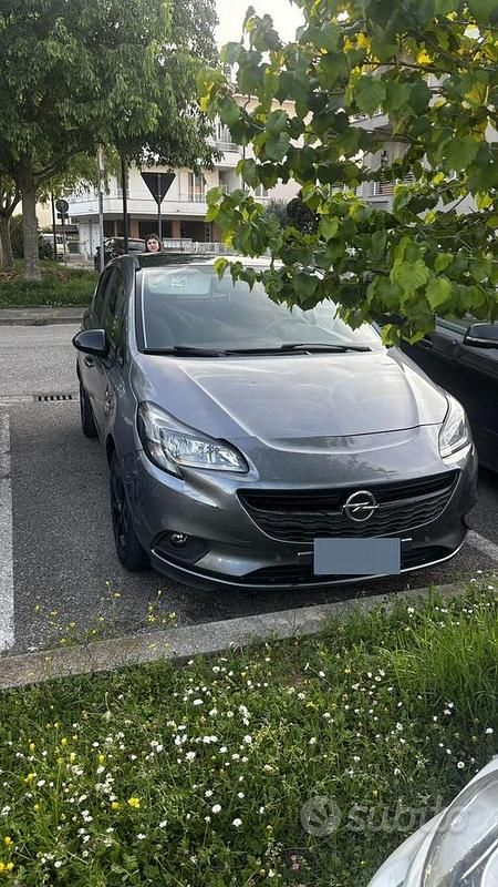 Usata Opel Corsa 90 CV (66 kW) 2019 Grigio Utilitaria