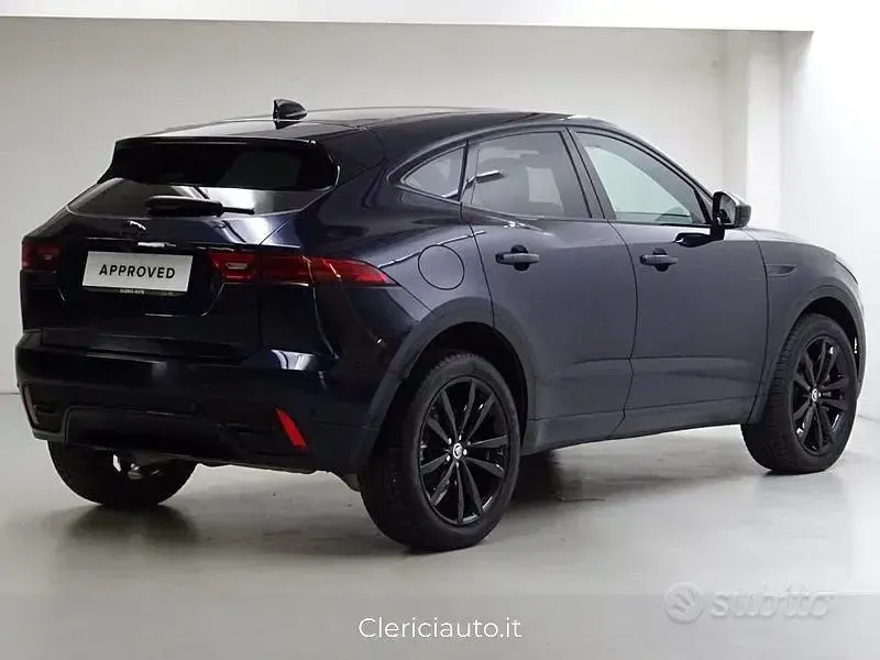 Usata Jaguar E-Pace R-Dynamic 163 CV (119 kW) 2024 Portofino blue SUV