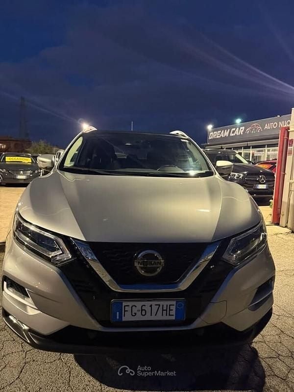 Gray Usata 2017 Nissan Qashqai SUV | 13.000 € (Buon prezzo) - Immagine 1/4