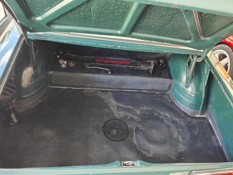 Usata Alfa Romeo Giulia 1300 80 CV (58 kW) 1966 Verde Berlina