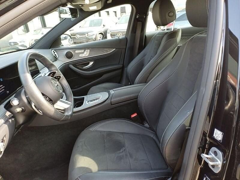 Usata Mercedes E220 Premium 200 CV (147 kW) 2022 Nero Utilitaria