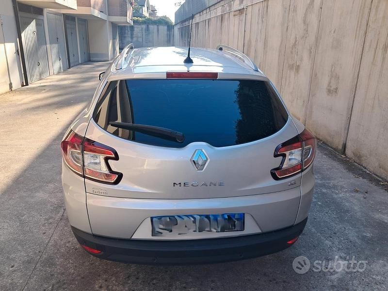 Usata Renault Mégane GrandTour 110 CV (80 kW) 2016 Grigio Station wagon