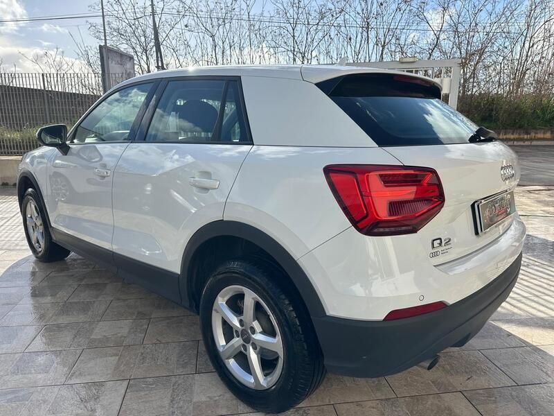 Usata Audi Q2 Admired 116 CV (85 kW) 2019 Bianco SUV