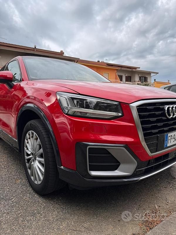 Usata Audi Q2 Design 116 CV (85 kW) 2018 Rosso SUV