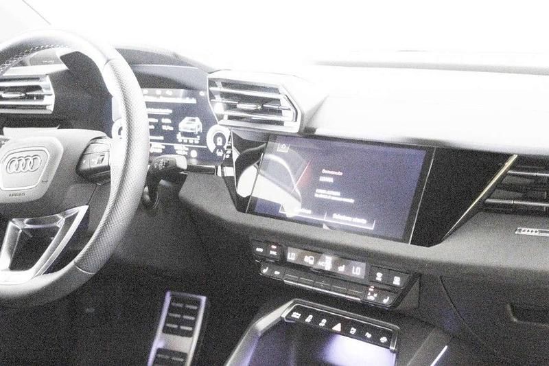 Usata Audi A3 Ambiente 150 CV (110 kW) 2024 Giallo Berlina