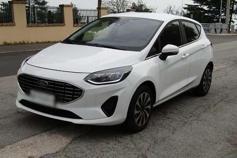 Usata Ford Fiesta Titanium 75 CV (55 kW) 2023 Bianco Utilitaria