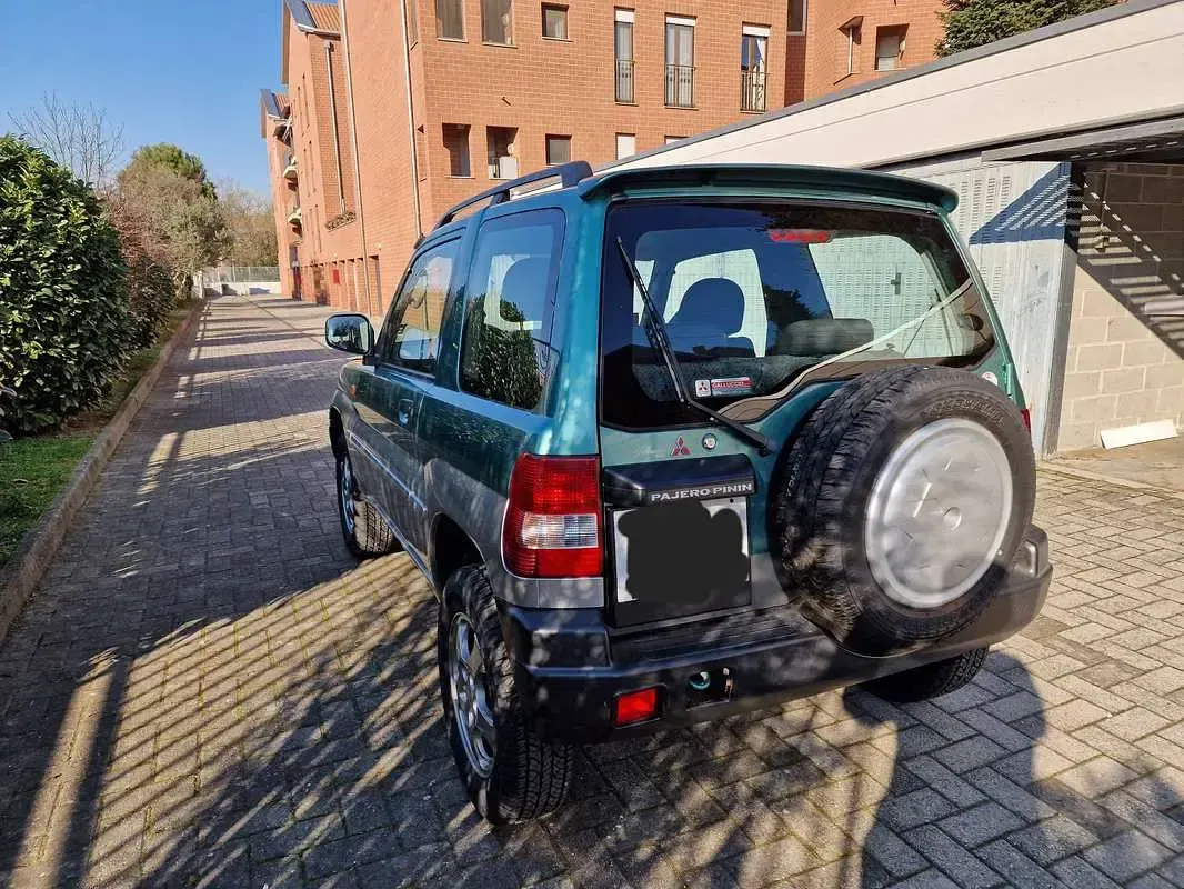 Usata Mitsubishi Pajero 120 CV (88 kW) 2000 Verde SUV