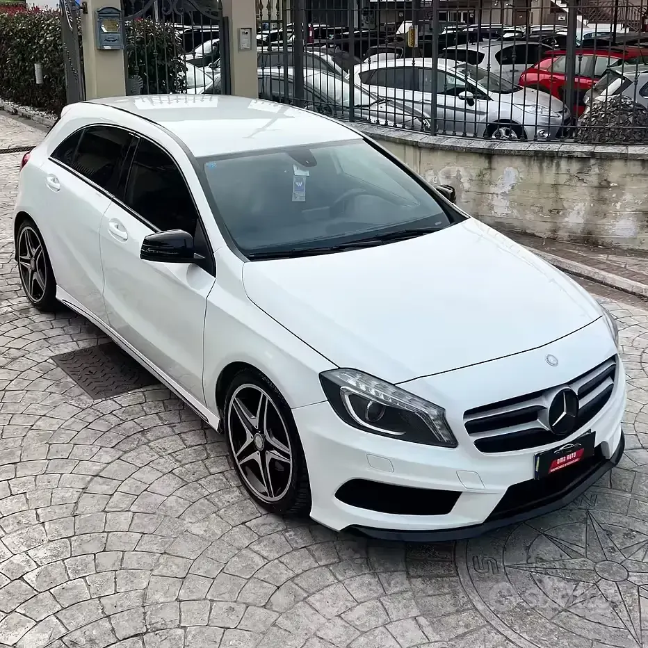 Usata Mercedes A200 AMG 136 CV (100 kW) 2012 Bianco Utilitaria