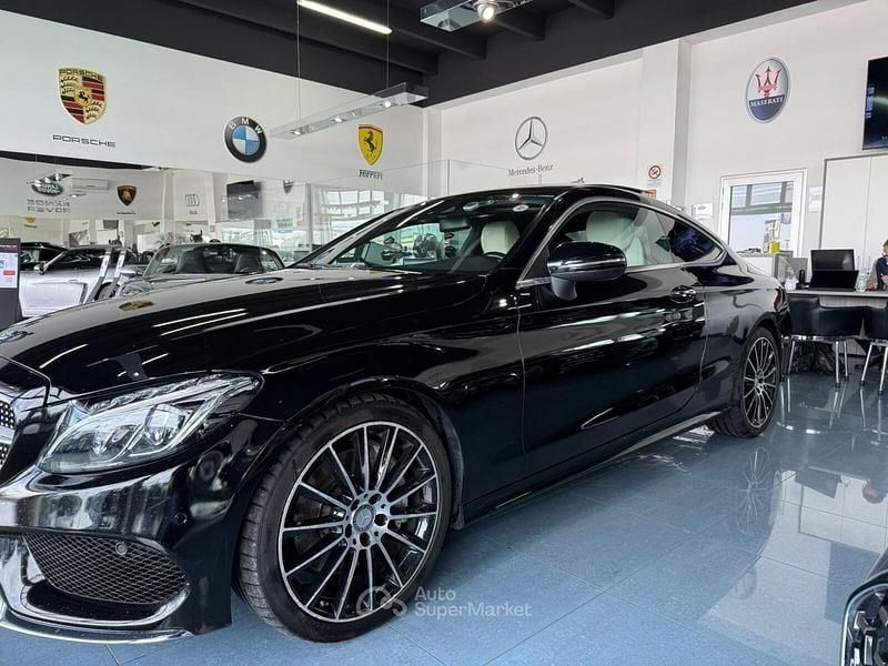 Usata Mercedes C250 Premium 204 CV (150 kW) 2016 Nero Coupé