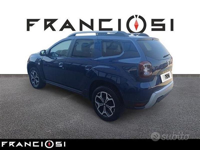 Usata Dacia Duster Prestige 115 CV (84 kW) 2019 Blu scuro SUV