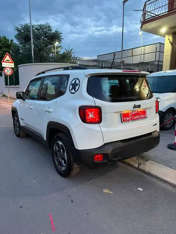 Usata Jeep Renegade 105 CV (77 kW) 2017 Bianco SUV