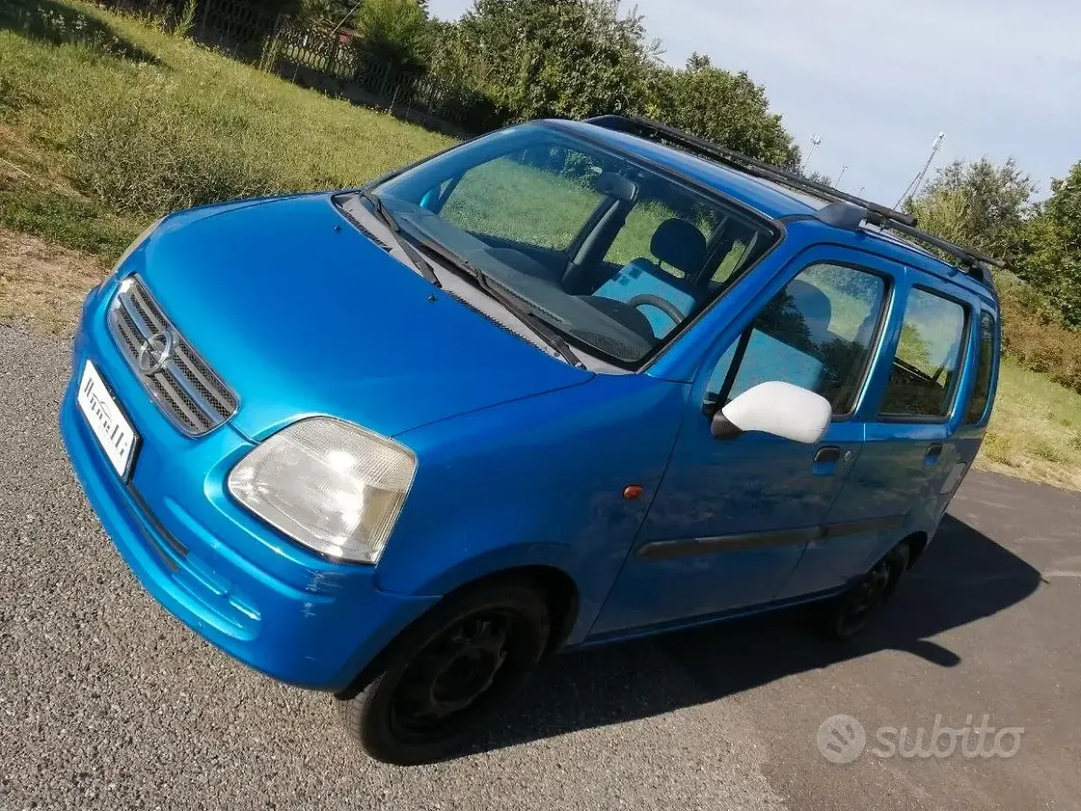 Usata Opel Agila Color Edition 75 CV (55 kW) 2002 Bluazzurro Monovolume