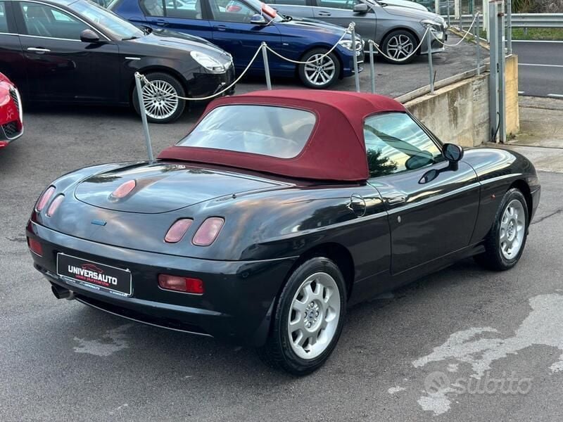 Usata Fiat Barchetta 131 CV (96 kW) 2002 Nero Cabrio
