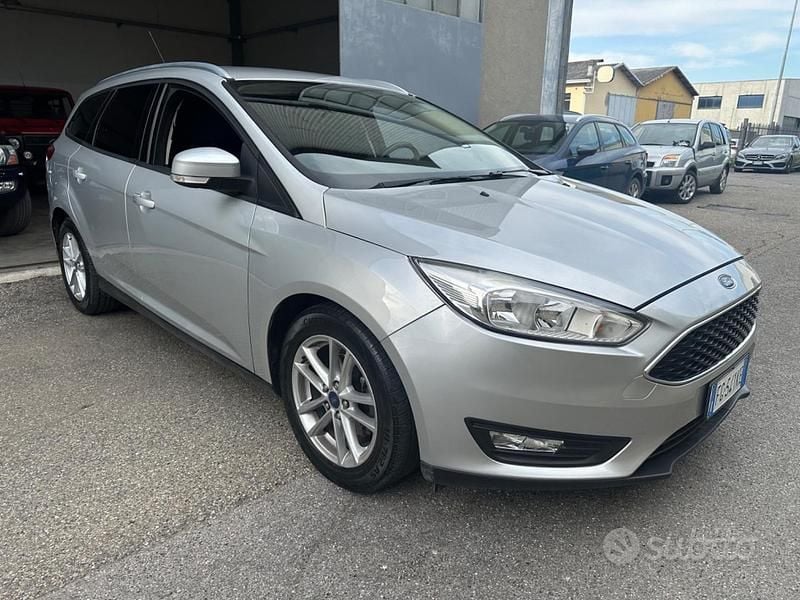 Usata Ford Focus 95 CV (69 kW) 2016 Grigio Station wagon