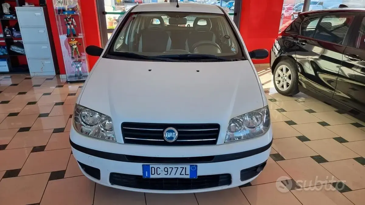 Usata Fiat Punto Active 60 CV (44 kW) 2006 Bianco Utilitaria