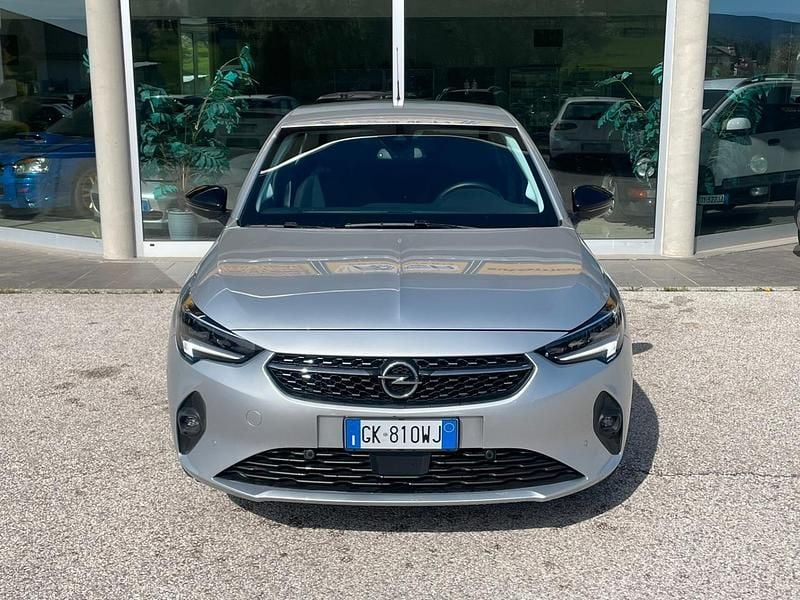 Usata Opel Corsa Elegance 101 CV (74 kW) 2022 Argento Utilitaria