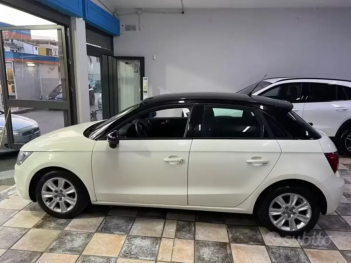 Usata Audi A1 Attraction 90 CV (66 kW) 2012 Bianco Utilitaria
