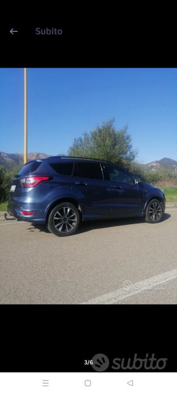 Usata Ford Kuga ST-Line 120 CV (88 kW) 2019 Blu SUV