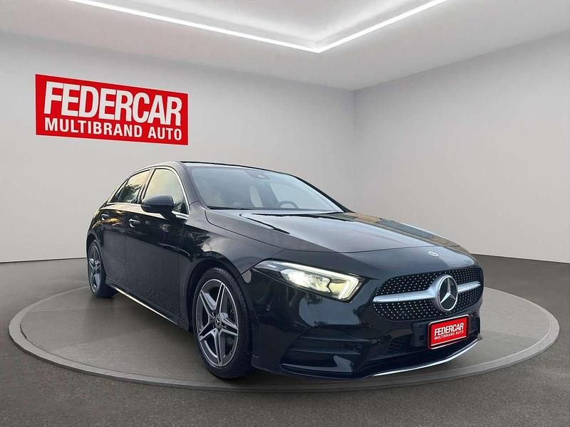Nero Usata 2021 Mercedes A180 Premium Tre volumi | 27.900 € (Buon prezzo) - Immagine 1/4