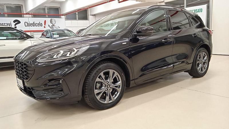 Usata Ford Kuga ST-Line 120 CV (88 kW) 2021 Nero SUV